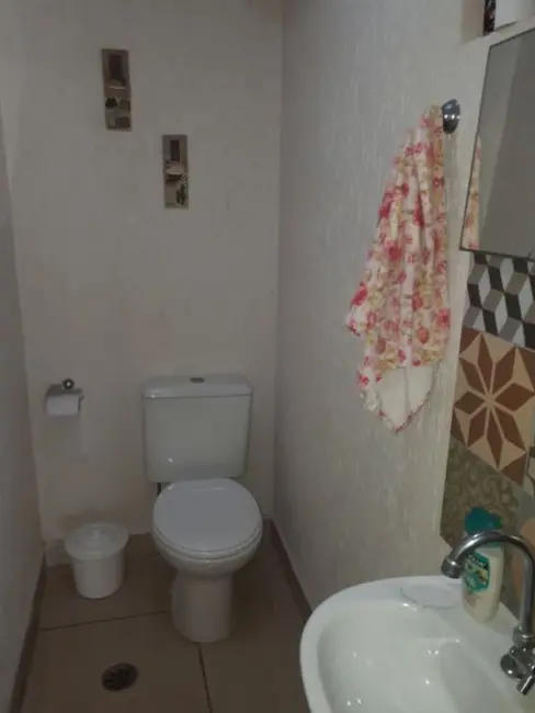 Foto 7 de Sobrado com 3 quartos à venda e para alugar, 211m2 em Campestre, Santo Andre - SP