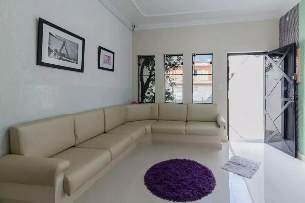 Foto 2 de Sobrado com 3 quartos para alugar, 136m2 em Vila Bastos, Santo Andre - SP