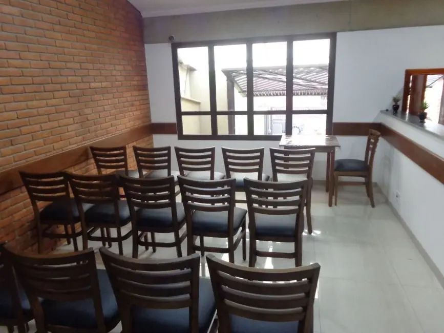 Foto 3 de Casa com 2 quartos à venda e para alugar, 700m2 em Centro, Diadema - SP