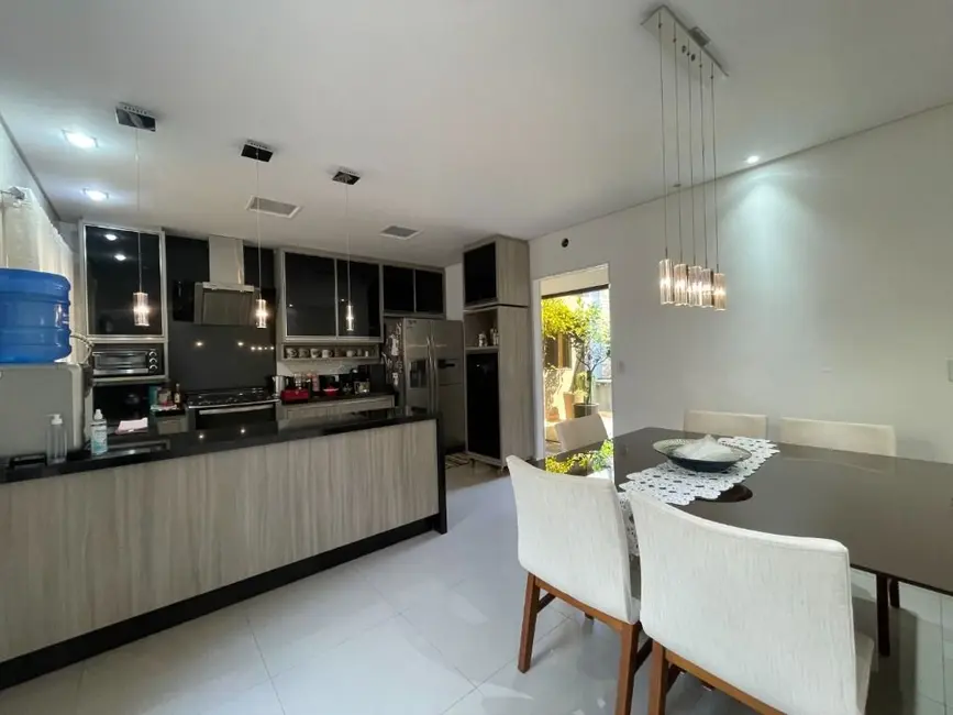 Foto 9 de Sobrado com 3 quartos à venda, 343m2 em Jardim Bela Vista, Santo Andre - SP