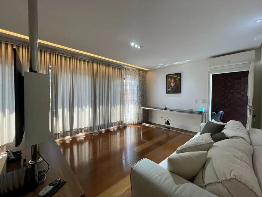 Foto 7 de Sobrado com 3 quartos à venda, 343m2 em Jardim Bela Vista, Santo Andre - SP