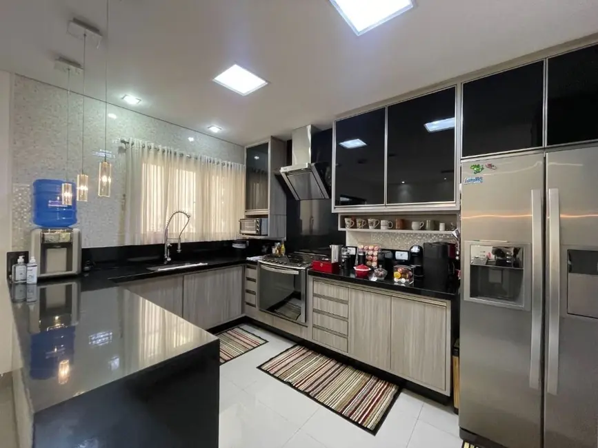 Foto 1 de Sobrado com 3 quartos à venda, 343m2 em Jardim Bela Vista, Santo Andre - SP