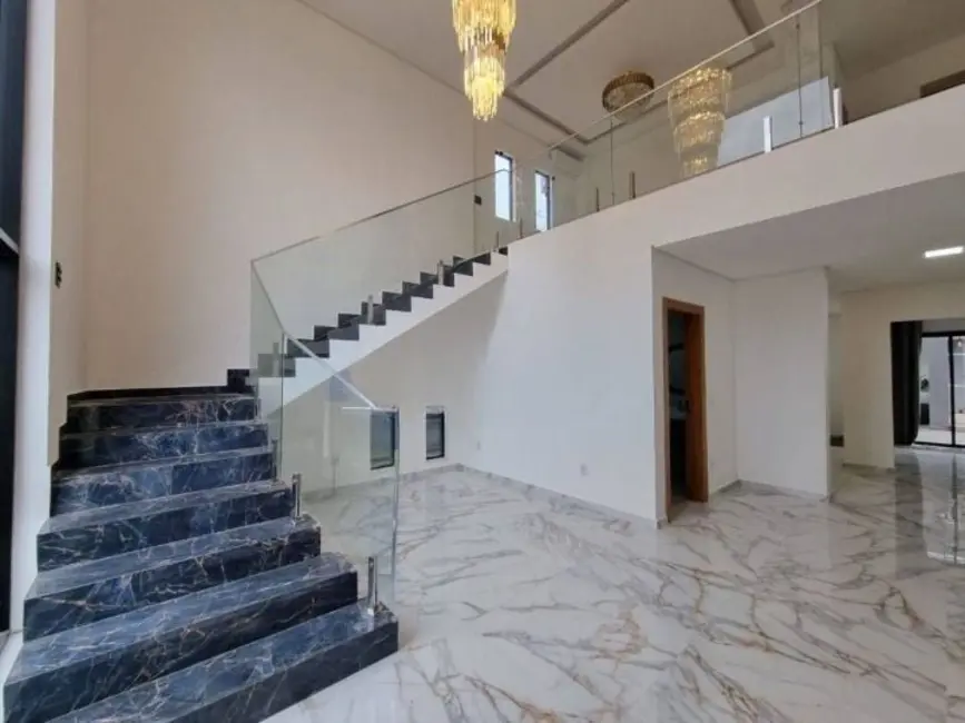 Foto 1 de Sobrado com 4 quartos à venda, 301m2 em Jardim São Caetano, Sao Caetano Do Sul - SP