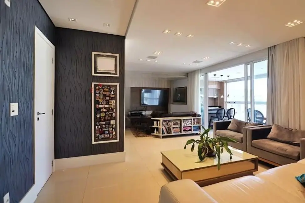 Apartamento com 4 quartos à venda, 228m2 em Jardim, Santo Andre - SP - imagem 2 Foto 2 de Apartamento com 4 quartos à venda, 228m2 em Jardim, Santo Andre - SP