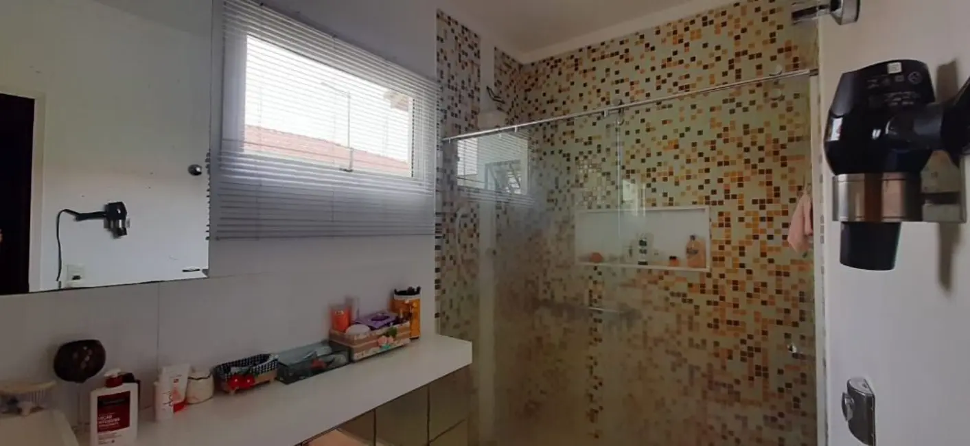 Casa com 3 quartos à venda, 251m2 em Osvaldo Cruz, Sao Caetano Do Sul - SP - imagem 8 Foto 8 de Casa com 3 quartos à venda, 251m2 em Osvaldo Cruz, Sao Caetano Do Sul - SP