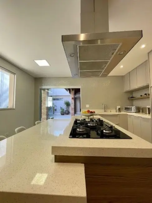 Foto 8 de Sobrado com 3 quartos à venda, 317m2 em Jardim Bom Pastor, Santo Andre - SP