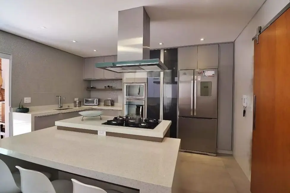 Foto 6 de Sobrado com 3 quartos à venda, 317m2 em Jardim Bom Pastor, Santo Andre - SP