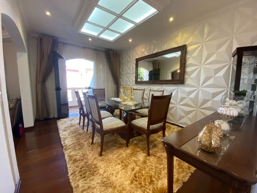 Sobrado com 4 quartos à venda e para alugar, 423m2 em Vila Assunção, Santo Andre - SP - imagem 7 Foto 7 de Sobrado com 4 quartos à venda e para alugar, 423m2 em Vila Assunção, Santo Andre - SP