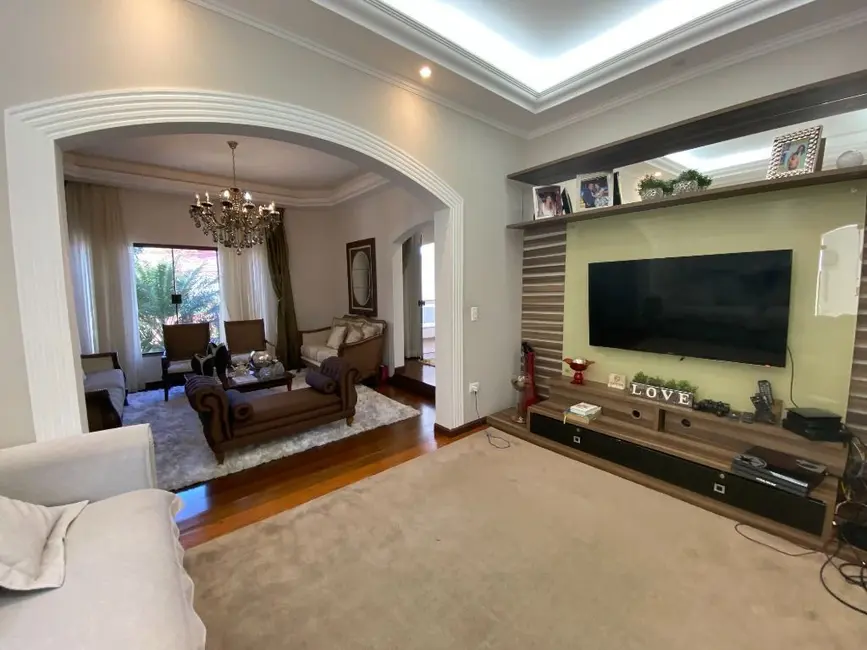 Sobrado com 4 quartos à venda e para alugar, 423m2 em Vila Assunção, Santo Andre - SP - imagem 6 Foto 6 de Sobrado com 4 quartos à venda e para alugar, 423m2 em Vila Assunção, Santo Andre - SP