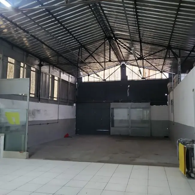 Foto 2 de Armazém / Galpão para alugar, 941m2 em Jardim, Santo Andre - SP