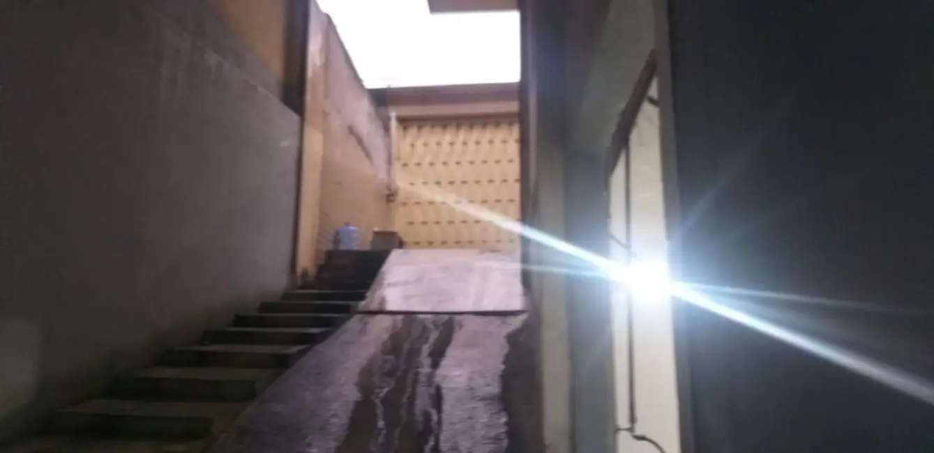 Foto 3 de Sala Comercial para alugar, 200m2 em Vila Camilópolis, Santo Andre - SP