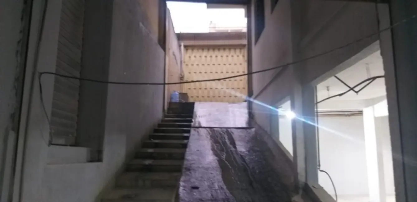 Foto 4 de Sala Comercial para alugar, 200m2 em Vila Camilópolis, Santo Andre - SP