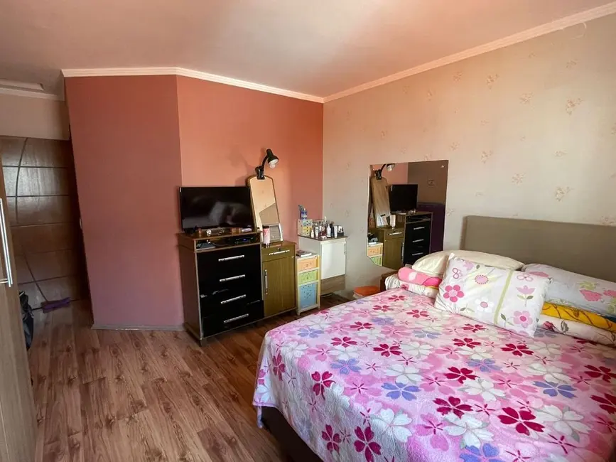 Foto 6 de Sobrado com 3 quartos à venda, 251m2 em Santo Andre - SP