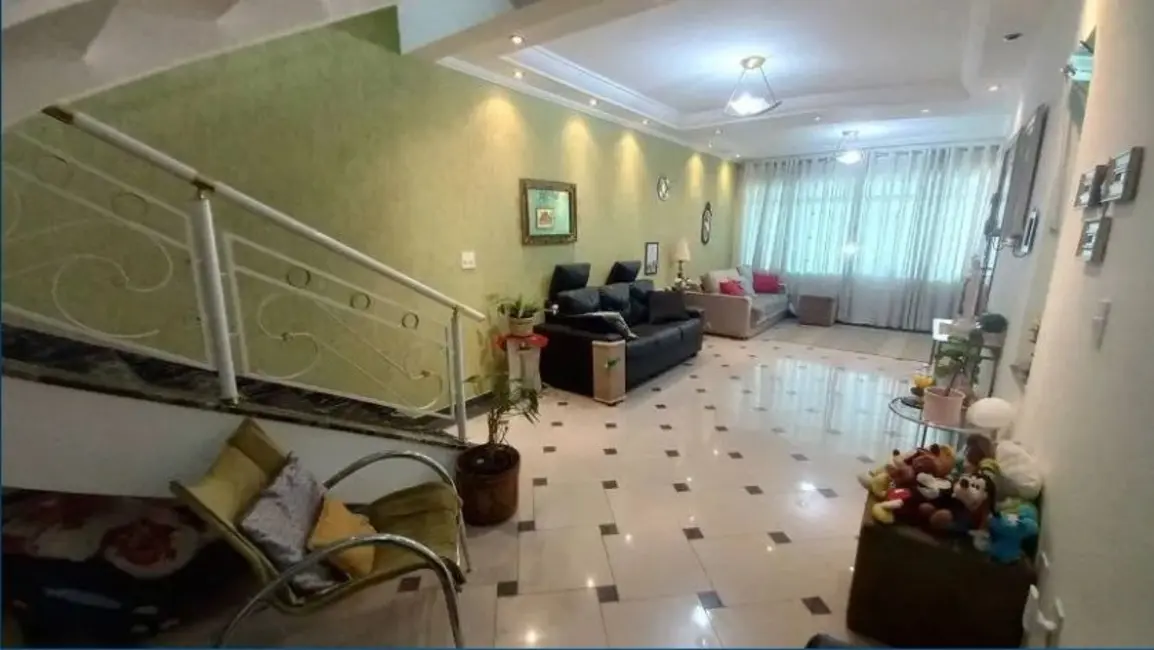 Sobrado com 4 quartos à venda, 213m2 em Vila Assunção, Santo Andre - SP - imagem 2 Foto 2 de Sobrado com 4 quartos à venda, 213m2 em Vila Assunção, Santo Andre - SP