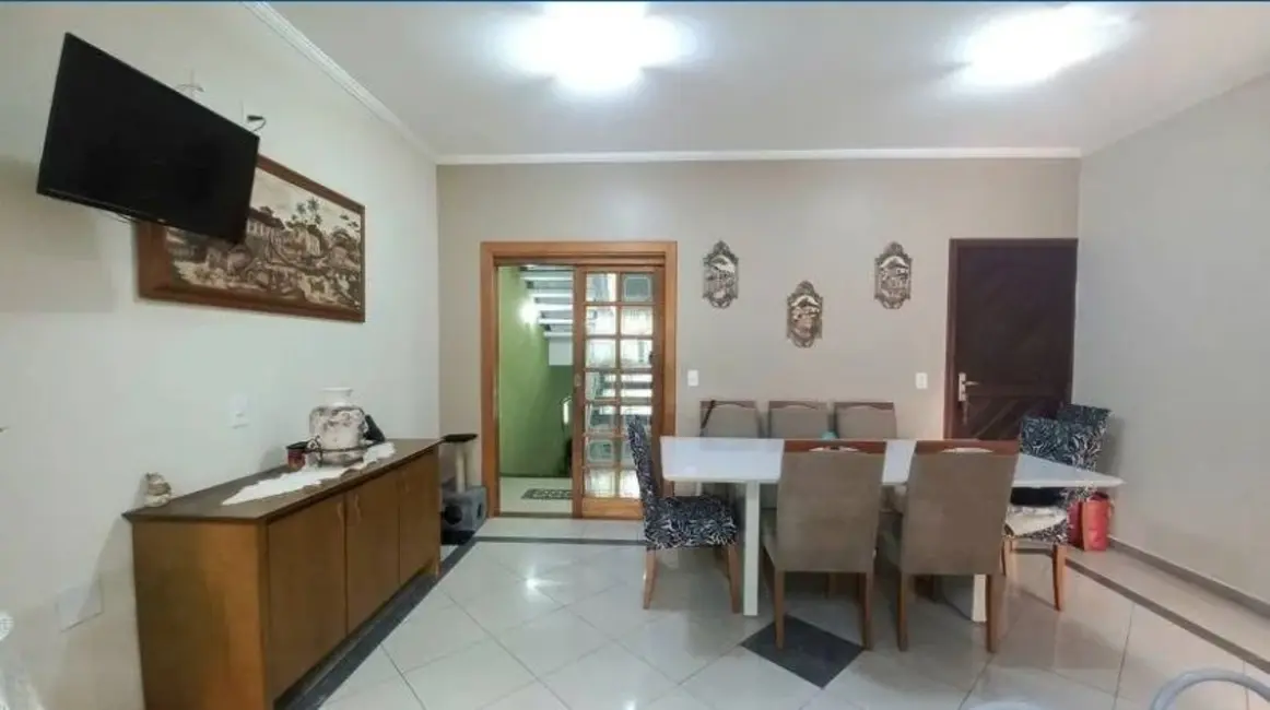 Sobrado com 4 quartos à venda, 213m2 em Vila Assunção, Santo Andre - SP - imagem 7 Foto 7 de Sobrado com 4 quartos à venda, 213m2 em Vila Assunção, Santo Andre - SP