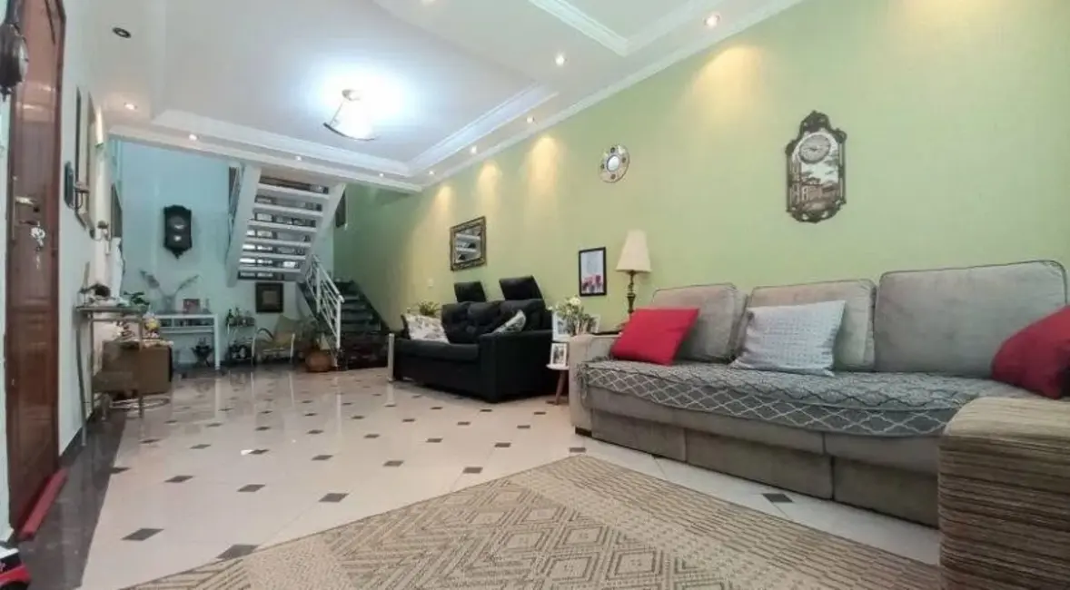 Sobrado com 4 quartos à venda, 213m2 em Vila Assunção, Santo Andre - SP - imagem 4 Foto 4 de Sobrado com 4 quartos à venda, 213m2 em Vila Assunção, Santo Andre - SP