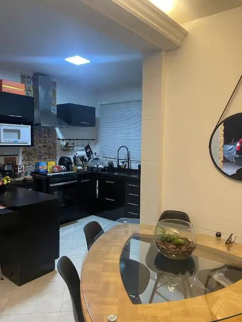 Sobrado com 3 quartos à venda, 123m2 em Santo Andre - SP - imagem 6 Foto 6 de Sobrado com 3 quartos à venda, 123m2 em Santo Andre - SP