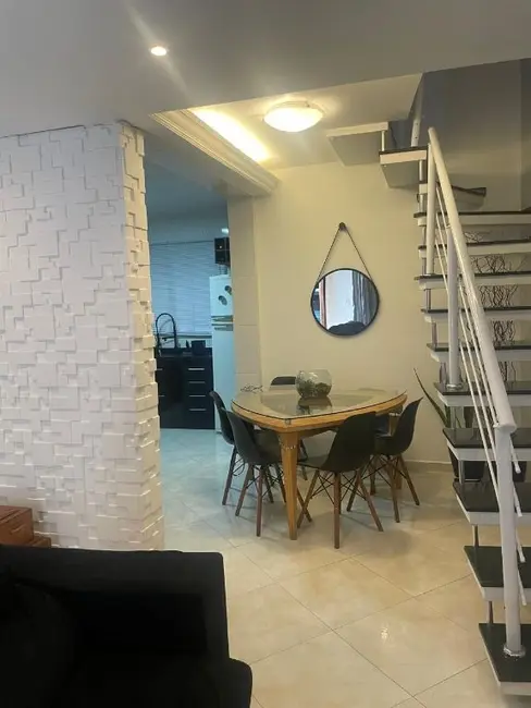 Sobrado com 3 quartos à venda, 123m2 em Santo Andre - SP - imagem 5 Foto 5 de Sobrado com 3 quartos à venda, 123m2 em Santo Andre - SP