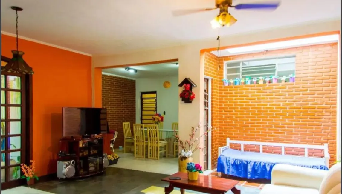 Foto 2 de Sobrado com 3 quartos à venda e para alugar, 206m2 em Campestre, Santo Andre - SP