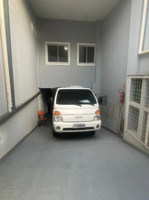 Foto 2 de Sala Comercial para alugar, 201m2 em Vila Curuçá, Santo Andre - SP