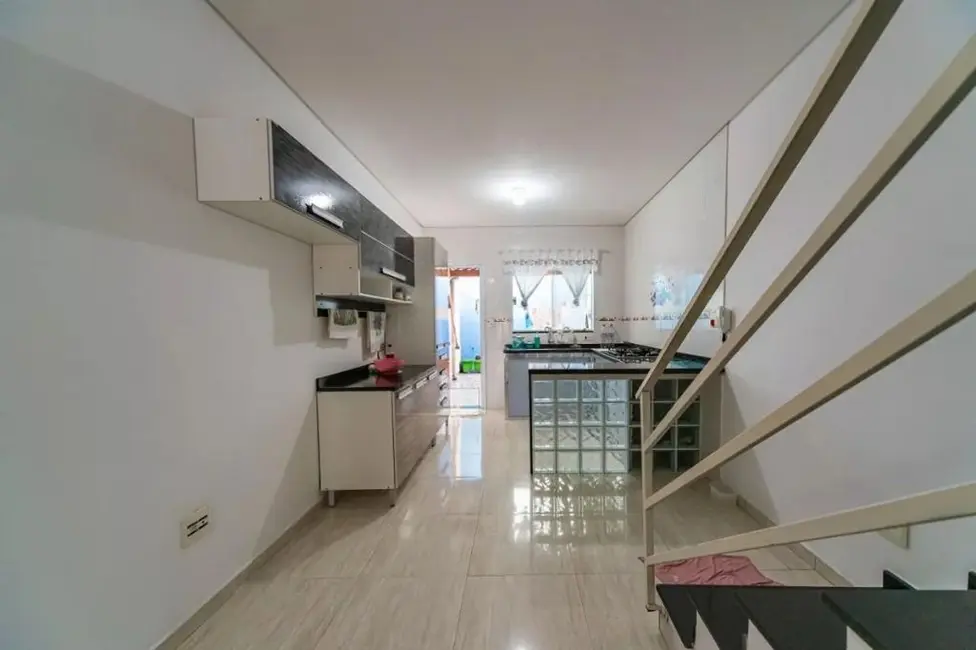 Foto 2 de Sobrado com 2 quartos à venda, 79m2 em Vila Marina, Santo Andre - SP