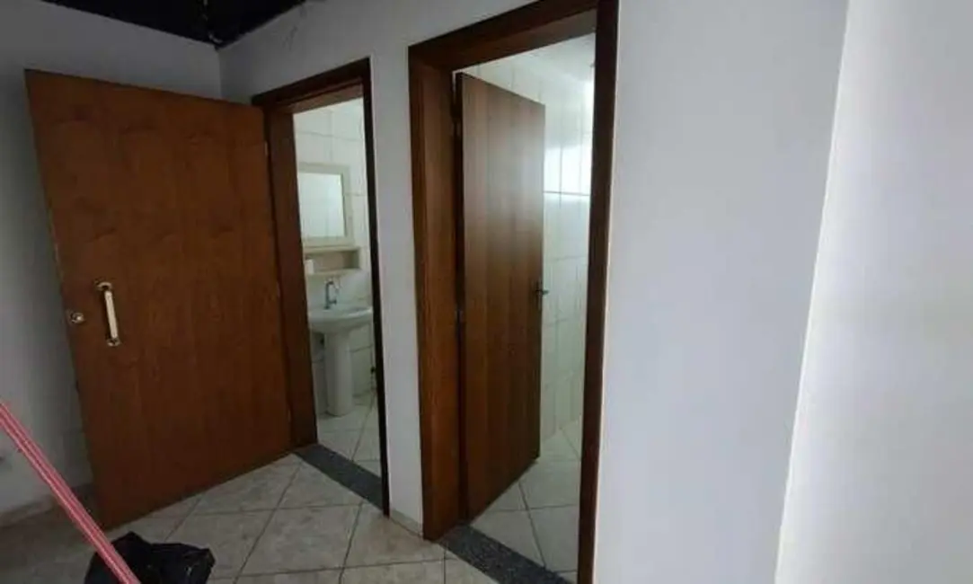 Foto 3 de Sala Comercial para alugar, 208m2 em Vila Bastos, Santo Andre - SP