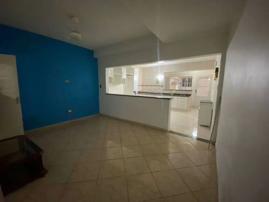 Foto 1 de Casa com 3 quartos para alugar, 101m2 em Jardim do Estádio, Santo Andre - SP