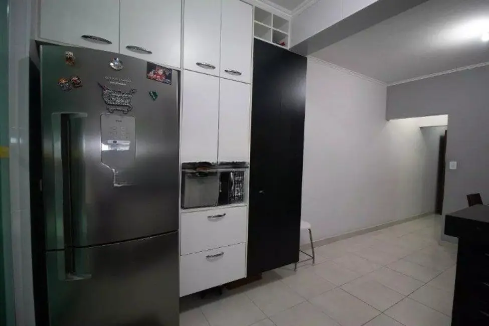 Foto 3 de Sobrado com 3 quartos à venda e para alugar, 162m2 em Campestre, Santo Andre - SP