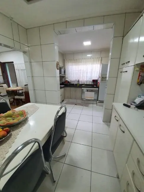 Foto 4 de Sobrado com 6 quartos à venda, 143m2 em Fundação, Sao Caetano Do Sul - SP