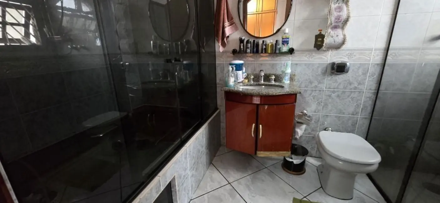 Foto 9 de Sobrado com 4 quartos à venda e para alugar, 201m2 em Vila Camilópolis, Santo Andre - SP