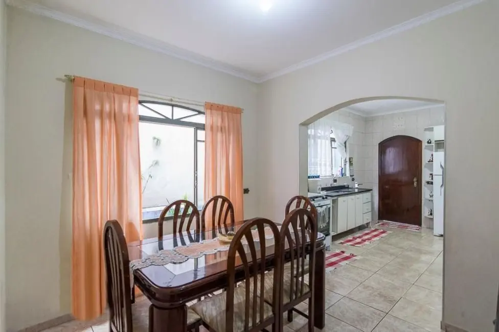 Sobrado com 3 quartos à venda, 240m2 em Jardim Las Vegas, Santo Andre - SP - imagem 8 Foto 8 de Sobrado com 3 quartos à venda, 240m2 em Jardim Las Vegas, Santo Andre - SP