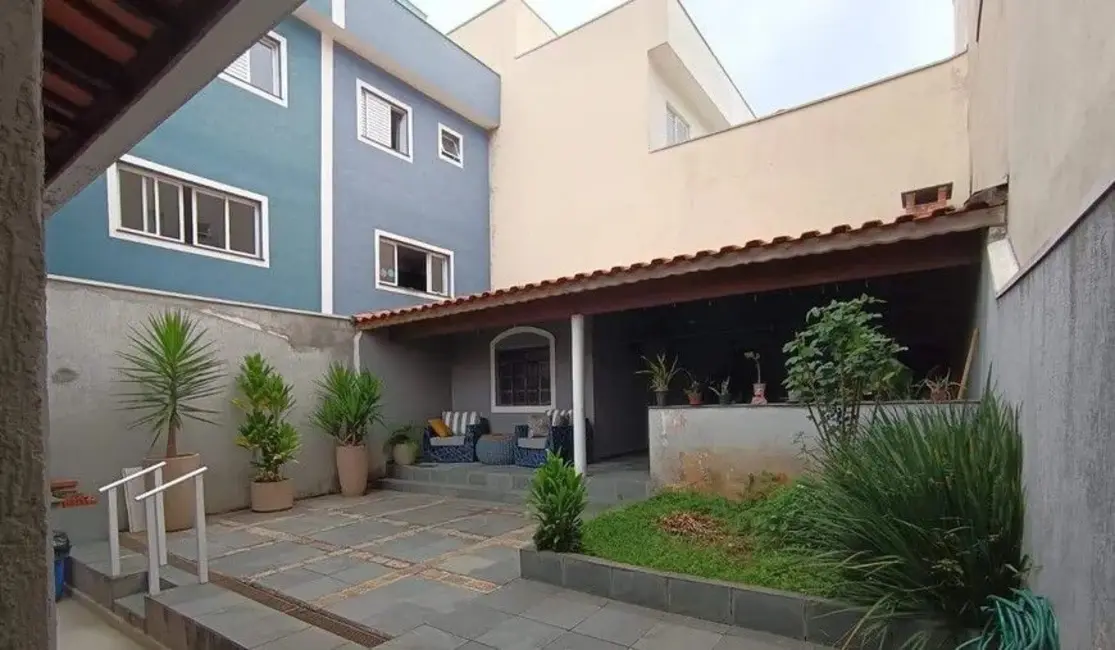 Foto 1 de Casa com 3 quartos à venda, 241m2 em Campestre, Santo Andre - SP