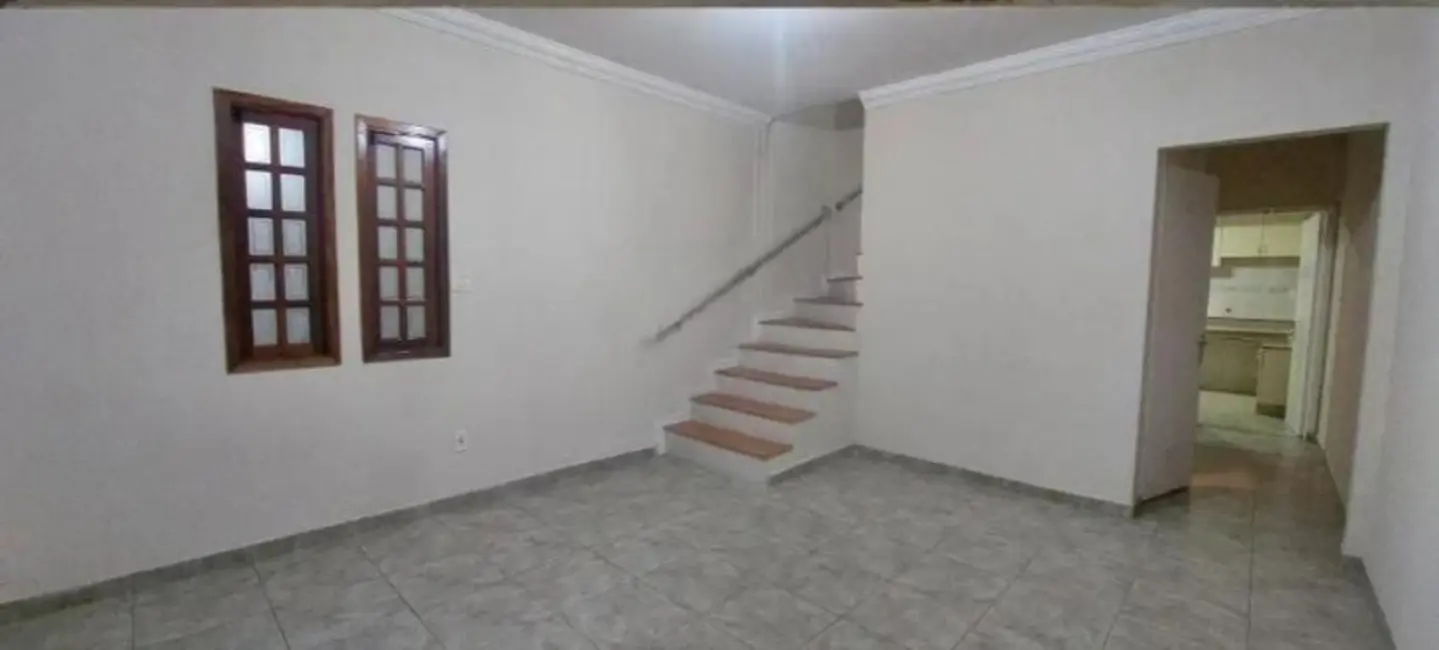 Sobrado com 4 quartos à venda e para alugar, 301m2 em Vila América, Santo Andre - SP - imagem 2 Foto 2 de Sobrado com 4 quartos à venda e para alugar, 301m2 em Vila América, Santo Andre - SP