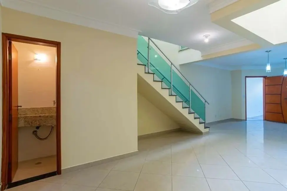 Foto 1 de Sobrado com 3 quartos à venda, 120m2 em Vila Marina, Santo Andre - SP