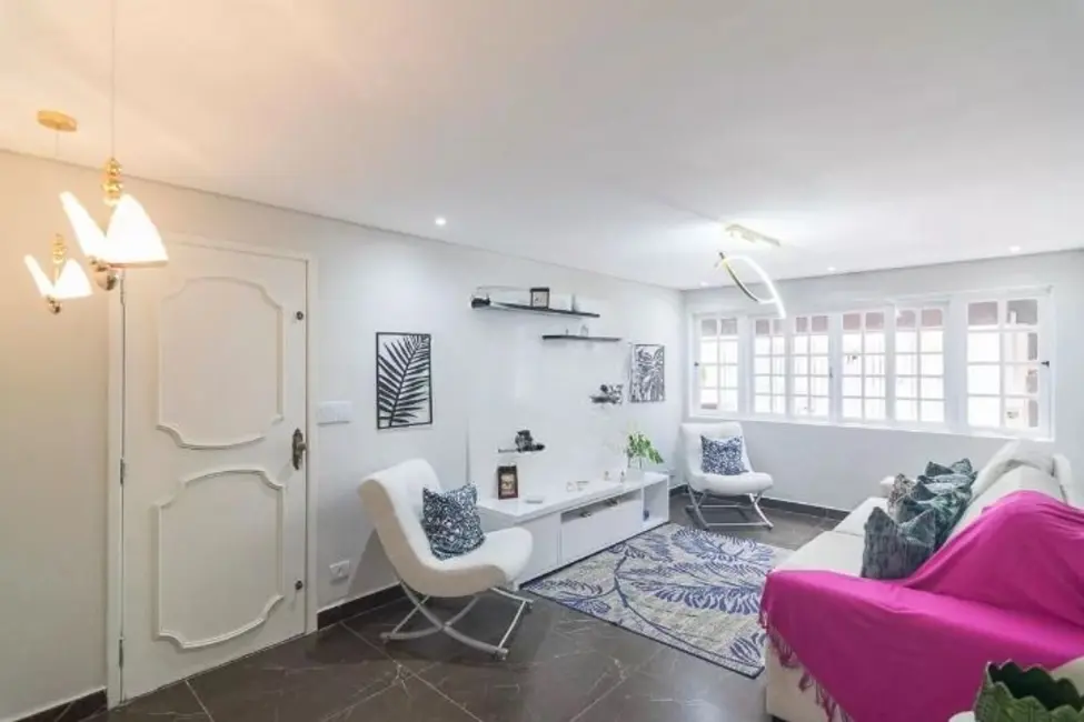 Foto 1 de Sobrado com 4 quartos à venda, 175m2 em Vila Scarpelli, Santo Andre - SP