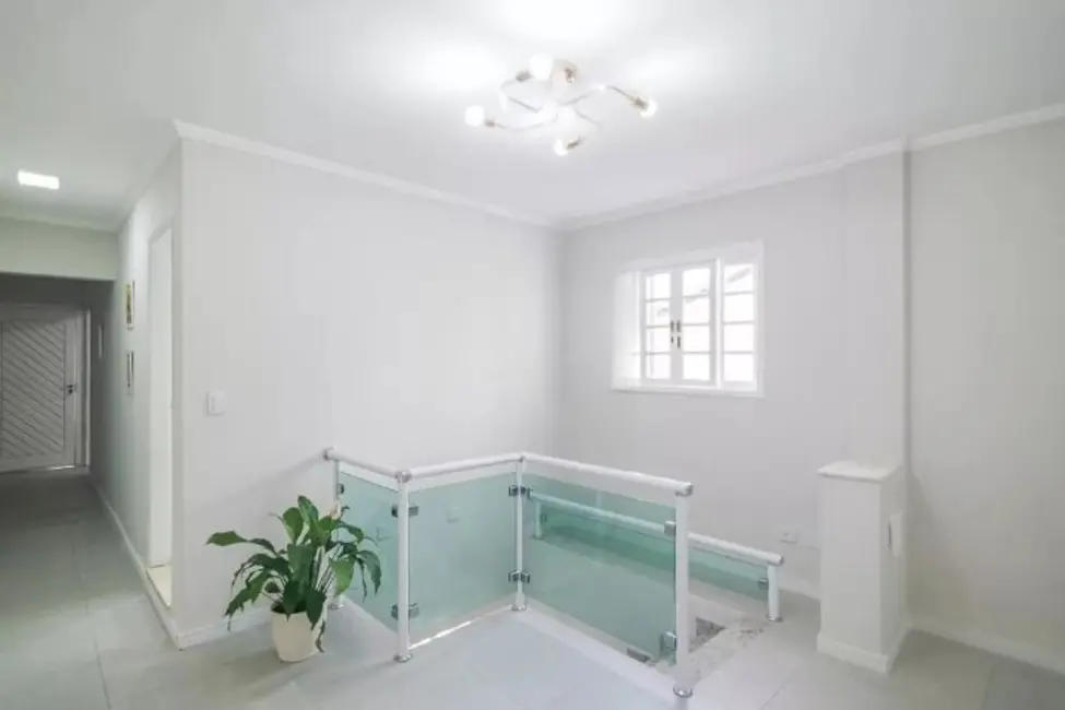 Foto 8 de Sobrado com 4 quartos à venda, 175m2 em Vila Scarpelli, Santo Andre - SP