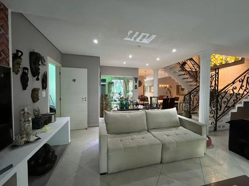 Foto 1 de Sobrado com 4 quartos à venda, 450m2 em Vila Floresta, Santo Andre - SP