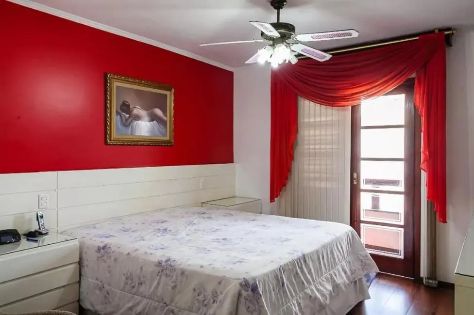 Foto 9 de Sobrado com 3 quartos à venda e para alugar, 315m2 em Vila Pinheirinho, Santo Andre - SP