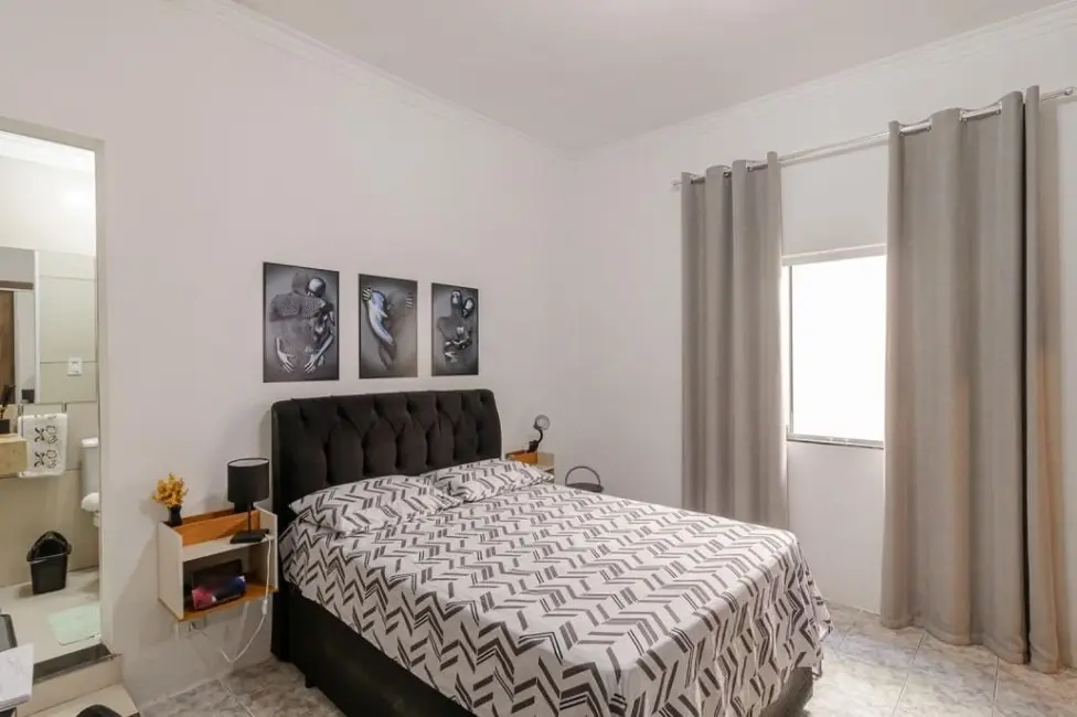 Foto 9 de Casa com 2 quartos à venda e para alugar, 200m2 em Parque Bandeirante, Santo Andre - SP