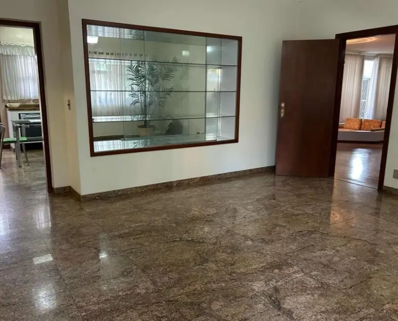Casa com 4 quartos à venda, 871m2 em Vila Assunção, Santo Andre - SP - imagem 3 Foto 3 de Casa com 4 quartos à venda, 871m2 em Vila Assunção, Santo Andre - SP