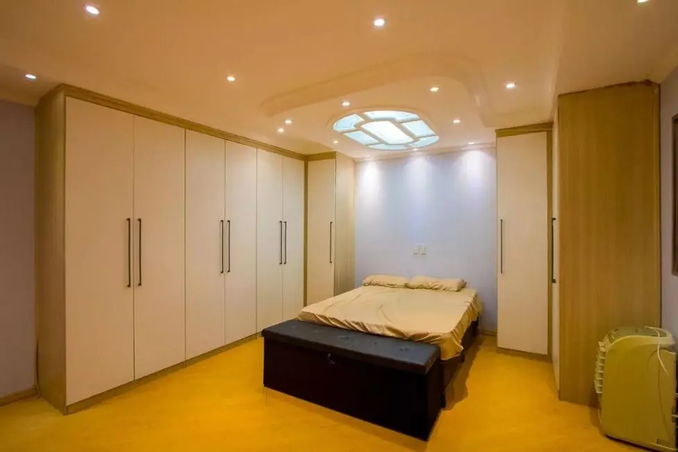 Foto 8 de Sobrado com 4 quartos para alugar, 451m2 em Jardim Las Vegas, Santo Andre - SP