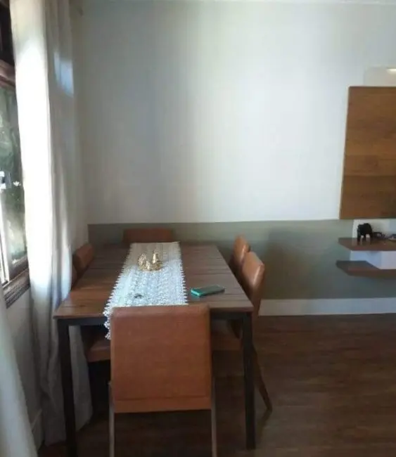 Sobrado com 3 quartos à venda, 184m2 em Jardim Las Vegas, Santo Andre - SP - imagem 3 Foto 3 de Sobrado com 3 quartos à venda, 184m2 em Jardim Las Vegas, Santo Andre - SP