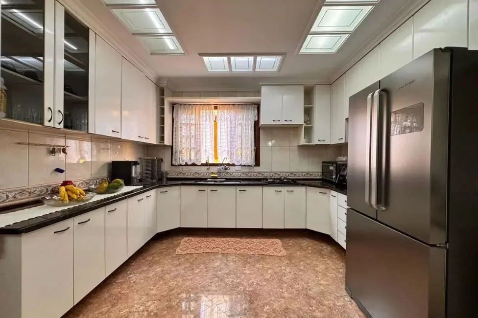 Sobrado com 4 quartos à venda, 250m2 em Jardim Las Vegas, Santo Andre - SP - imagem 7 Foto 7 de Sobrado com 4 quartos à venda, 250m2 em Jardim Las Vegas, Santo Andre - SP