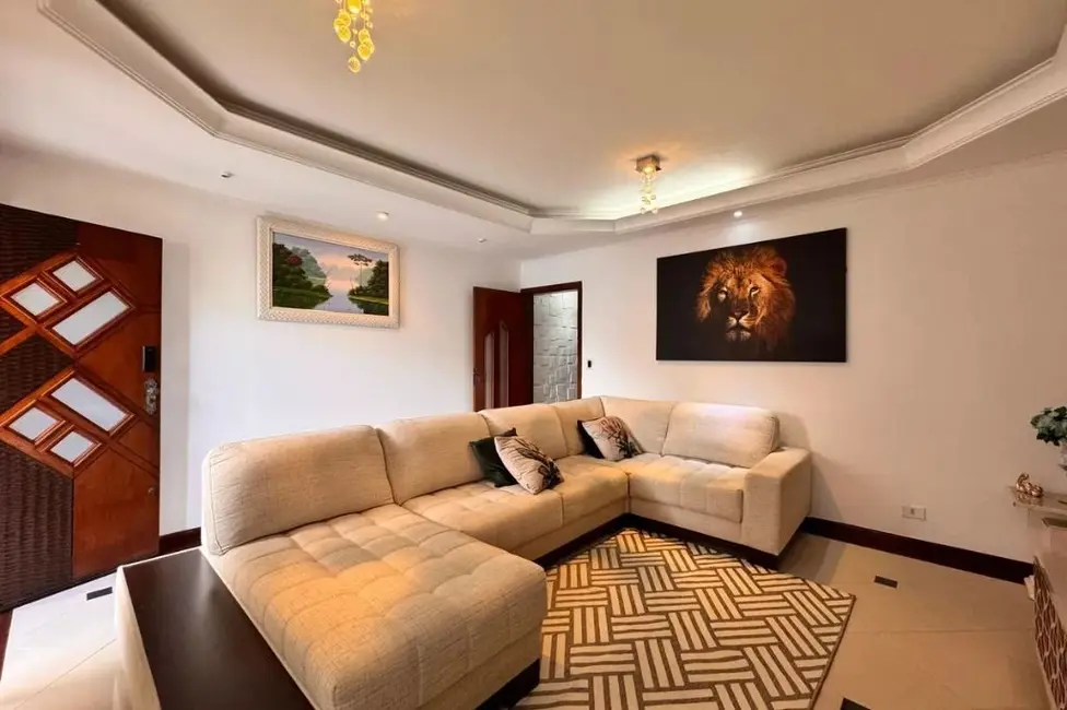 Sobrado com 4 quartos à venda, 250m2 em Jardim Las Vegas, Santo Andre - SP - imagem 3 Foto 3 de Sobrado com 4 quartos à venda, 250m2 em Jardim Las Vegas, Santo Andre - SP