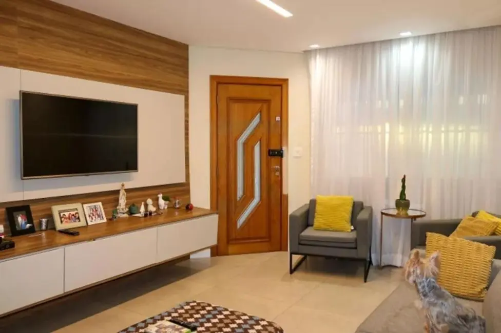 Sobrado com 4 quartos à venda, 185m2 em Campestre, Santo Andre - SP - imagem 1 Foto 1 de Sobrado com 4 quartos à venda, 185m2 em Campestre, Santo Andre - SP