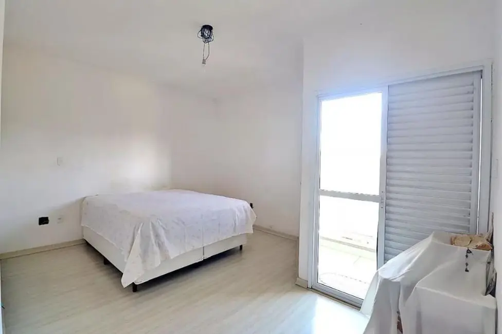 Sobrado com 4 quartos à venda, 316m2 em Vila Assunção, Santo Andre - SP - imagem 9 Foto 9 de Sobrado com 4 quartos à venda, 316m2 em Vila Assunção, Santo Andre - SP