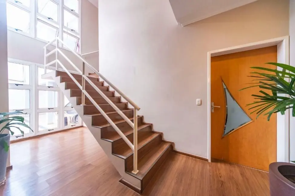 Sobrado com 4 quartos à venda, 510m2 em Santo Andre - SP - imagem 6 Foto 6 de Sobrado com 4 quartos à venda, 510m2 em Santo Andre - SP