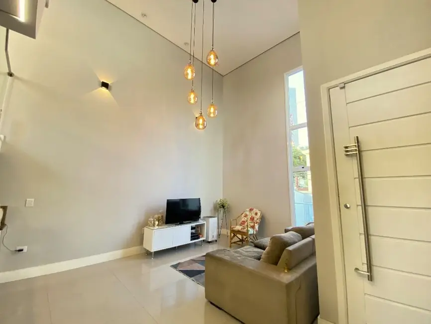 Foto 2 de Sobrado com 3 quartos à venda, 200m2 em Vila Assunção, Santo Andre - SP