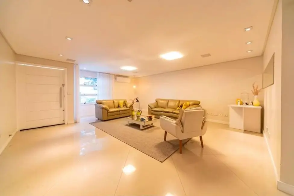 Foto 1 de Sobrado com 6 quartos à venda, 410m2 em Santo Andre - SP