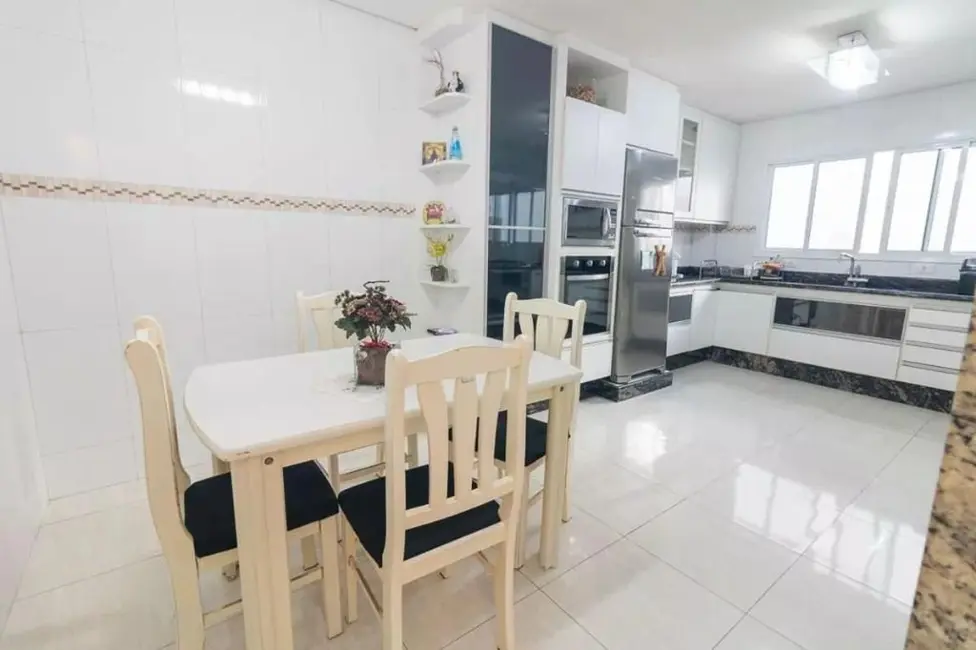 Foto 5 de Sobrado com 3 quartos à venda e para alugar, 245m2 em Campestre, Santo Andre - SP